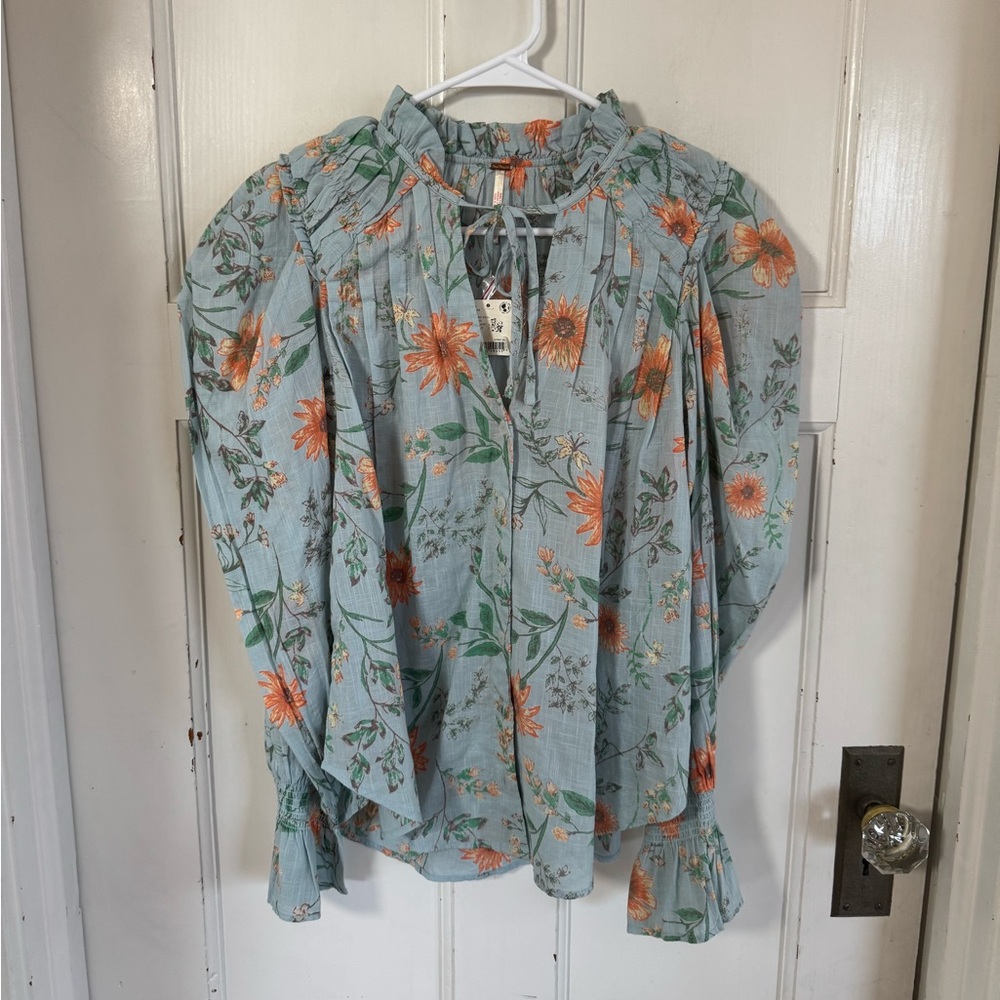 NWT Free People Meant to Be ruffled cotton floral blouse size xs - Picture 2 of 10